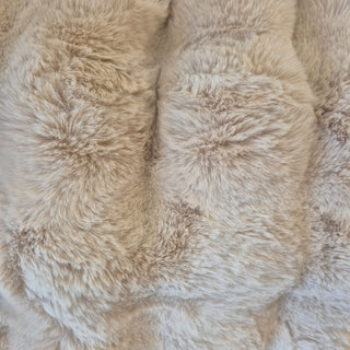 Malini Raffles Beige Throw