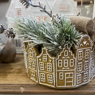 The Gingerbread Winter Nest
